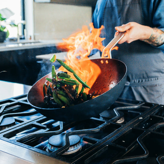 Carbon Steel Wok - US 9327
