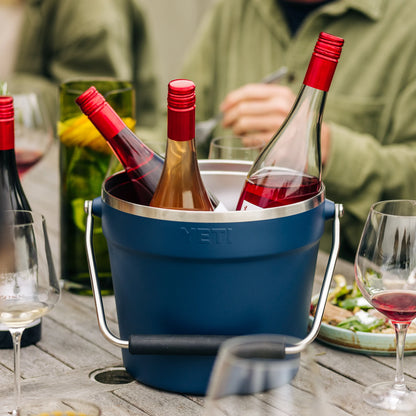 Beverage Bucket - US 4612