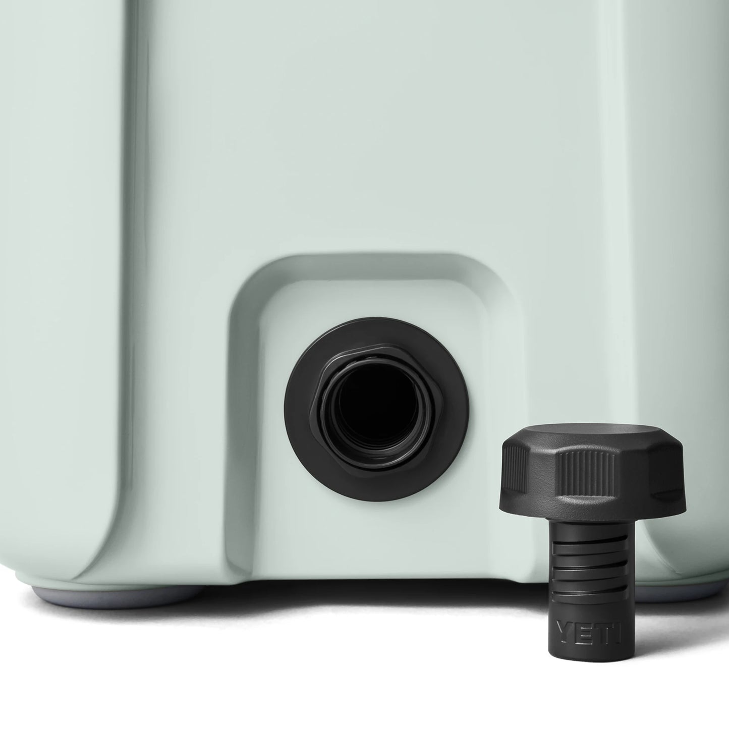 15 Hard Cooler - US 9814