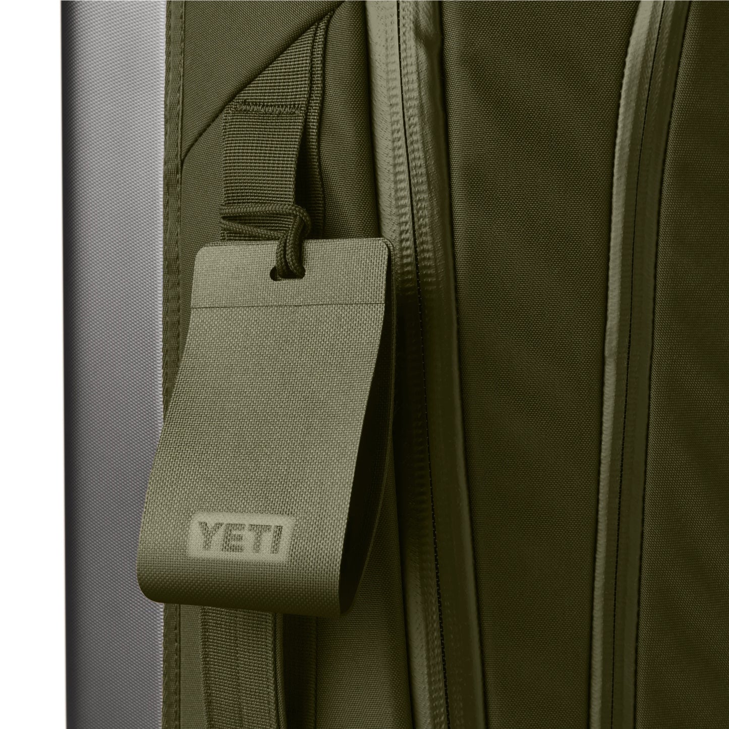 35L/22" Carry-On Luggage - US 7326