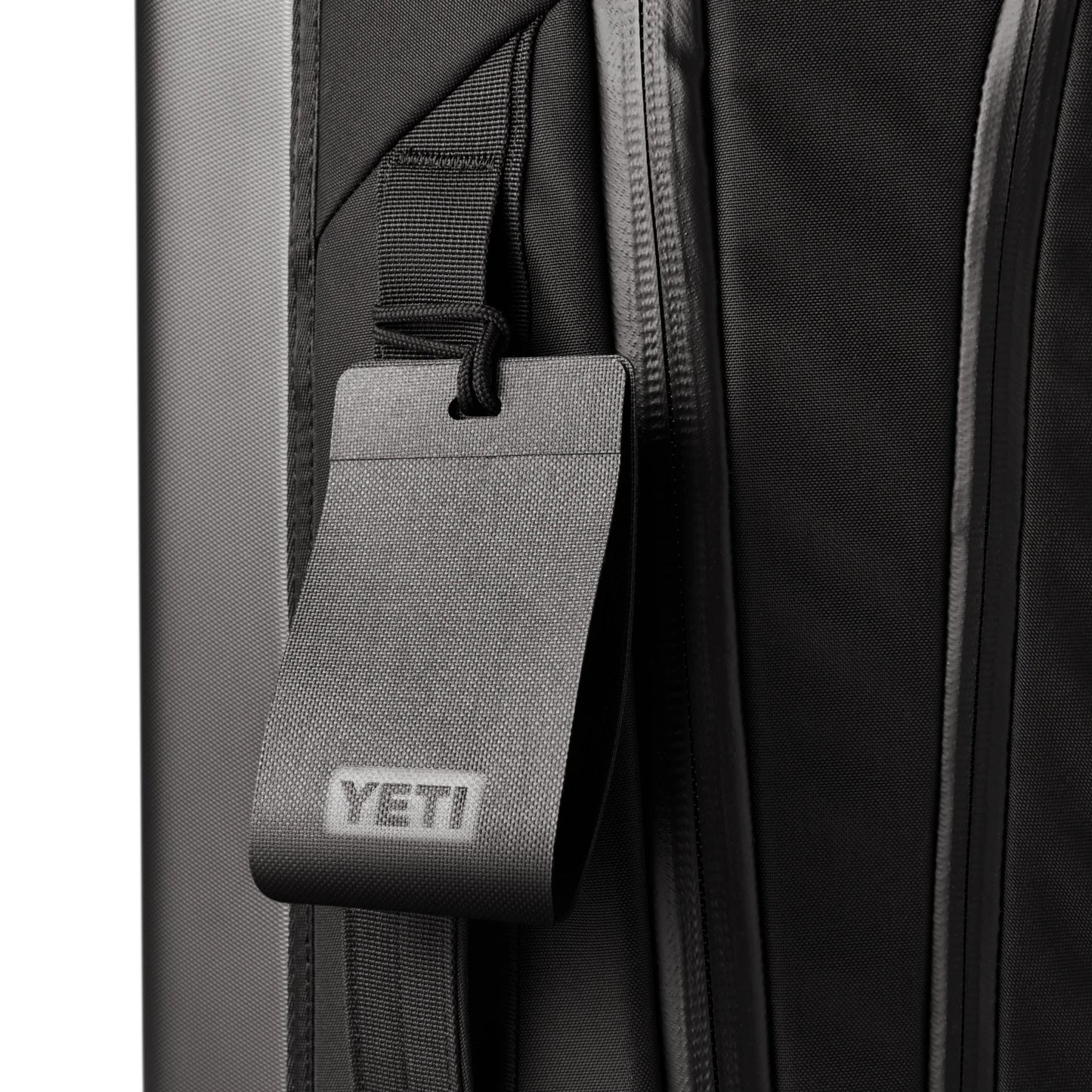 35L/22" Carry-On Luggage - US 5162