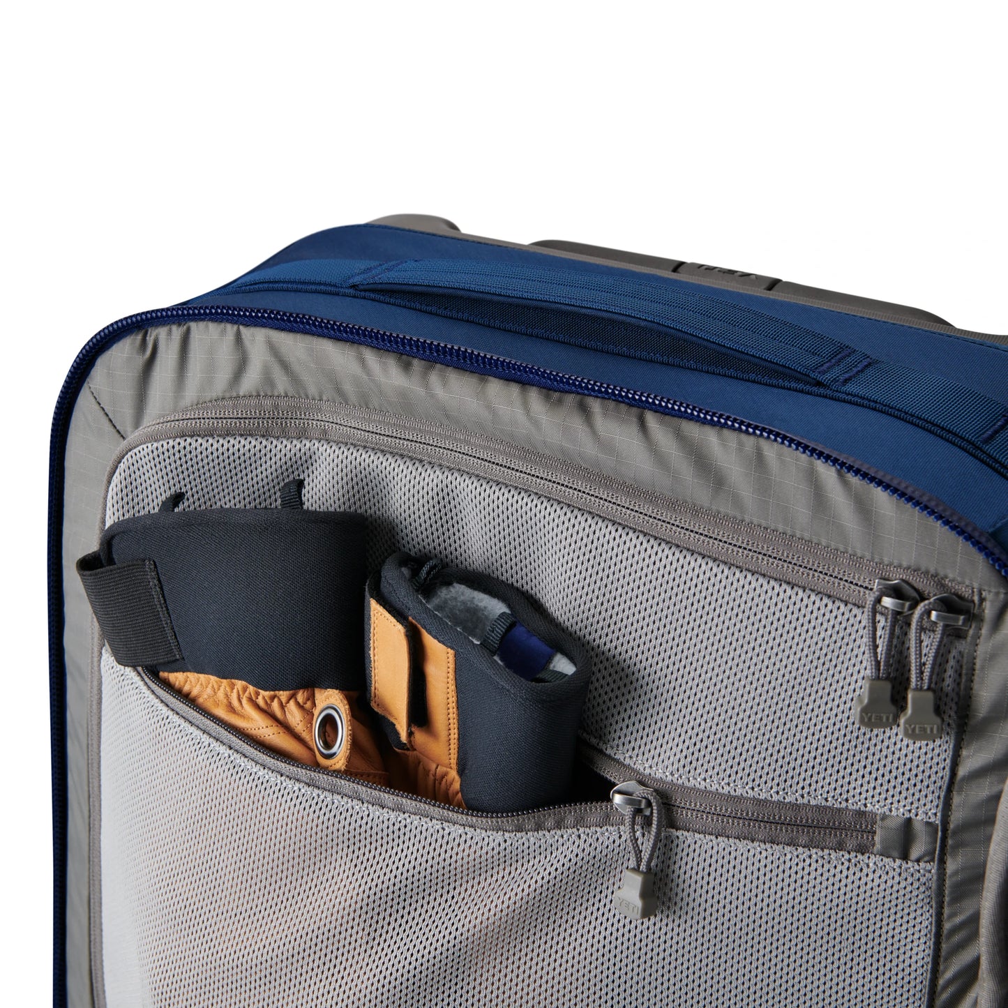73L/29" Checked Luggage - US 1968
