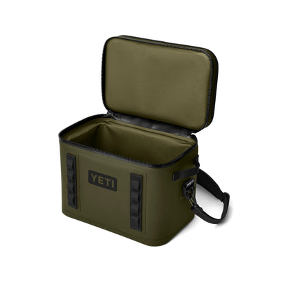 18 Soft Cooler - US 8570
